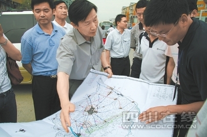 住房和城鄉(xiāng)建設(shè)部副部長仇保興:四川災后重建是超越式的重建