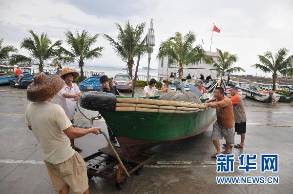 臺風(fēng)“燦都”已在廣東吳川登陸 預(yù)計(jì)今晚進(jìn)入廣西