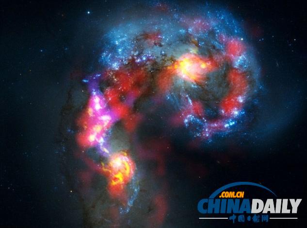 望遠鏡陣列拍到宇宙震撼一幕：超級黑洞吞噬巨量物質
