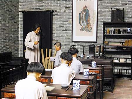 少兒私塾，成人童話的投射